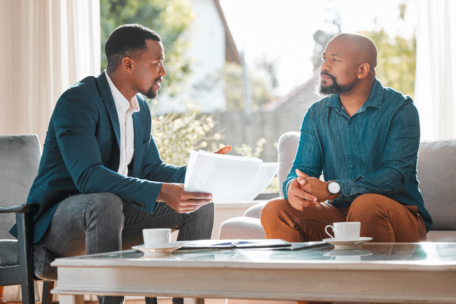International Adviser vs Local Adviser